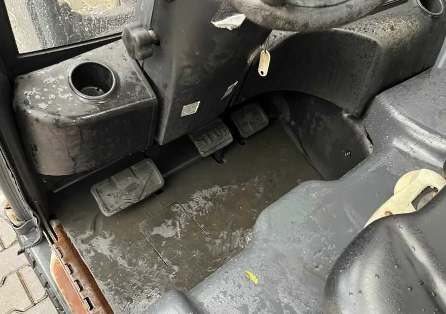 Electric forklift Linde E14-02: picture 10