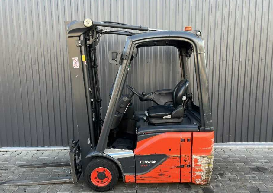 Linde E15-02 - Electric forklift: picture 2 Linde E15-02 - Electric forklift: picture 2