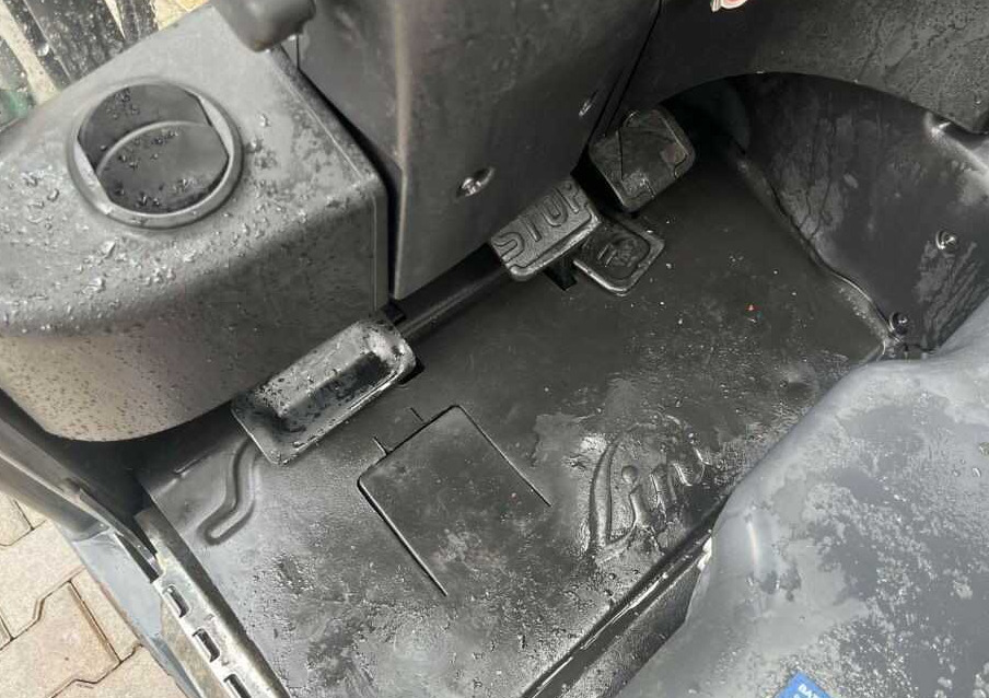 Electric forklift Linde E16-02: picture 10
