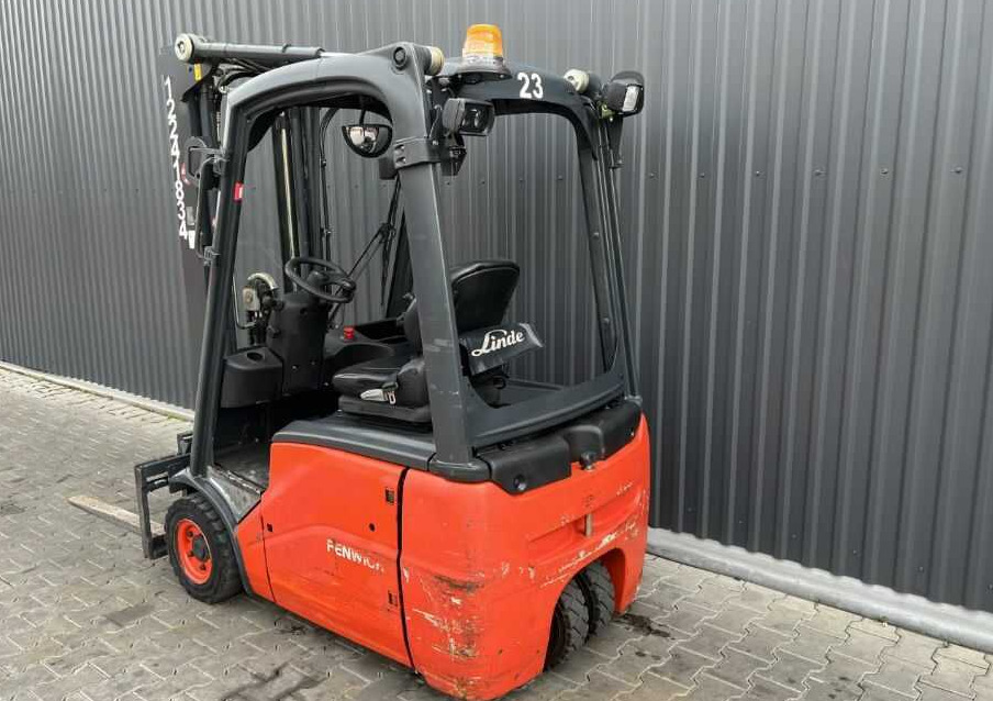 Linde E16C-01 - Electric forklift: picture 3 Linde E16C-01 - Electric forklift: picture 3