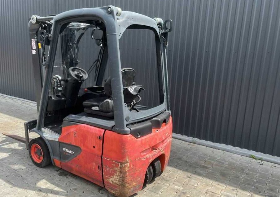 Linde E16C-02 - Electric forklift: picture 3 Linde E16C-02 - Electric forklift: picture 3