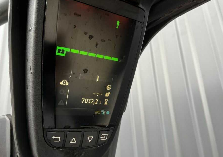 Linde E16H-02 - Electric forklift: picture 5 Linde E16H-02 - Electric forklift: picture 5