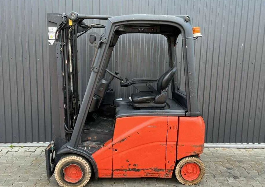 Linde E20PH - Electric forklift: picture 2 Linde E20PH - Electric forklift: picture 2