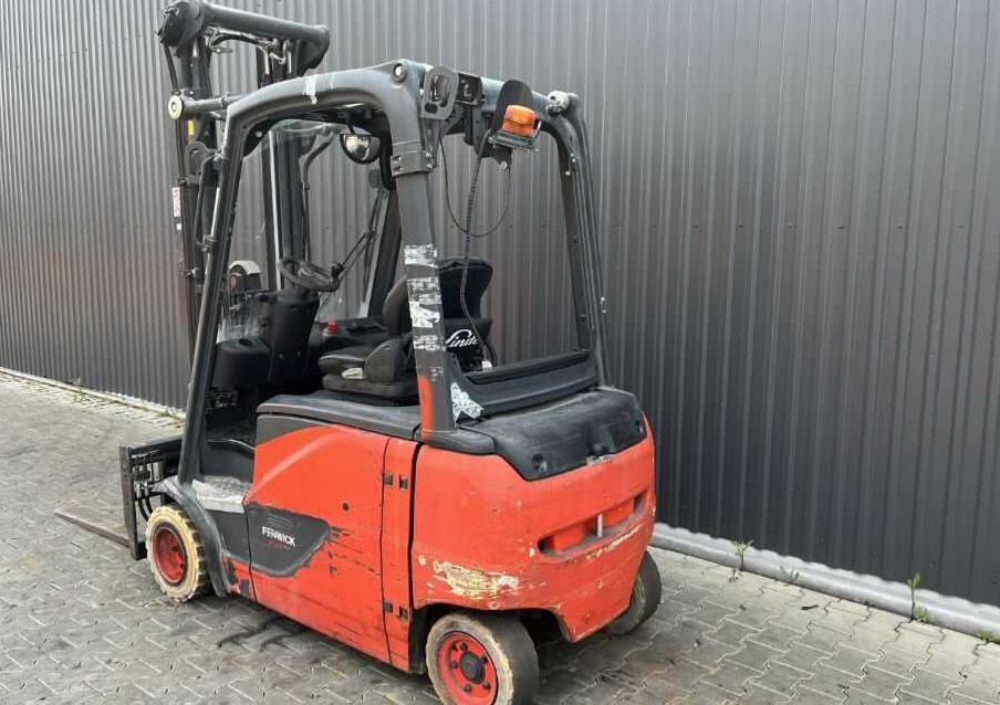 Linde E20PHL-02 - Electric forklift: picture 3 Linde E20PHL-02 - Electric forklift: picture 3