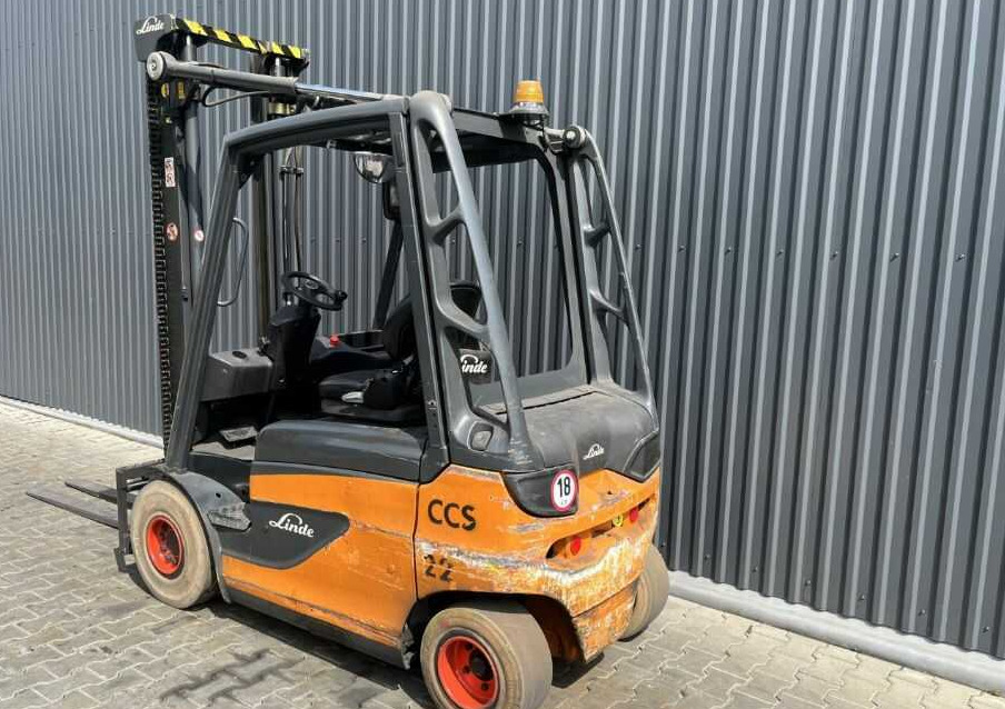 Linde E25-01 - Electric forklift: picture 3 Linde E25-01 - Electric forklift: picture 3