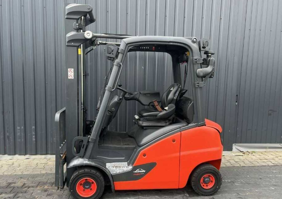 Linde H20D-01 - Diesel forklift: picture 2 Linde H20D-01 - Diesel forklift: picture 2
