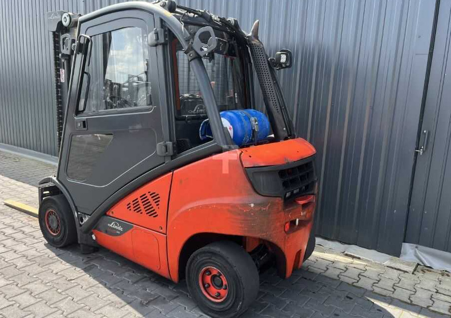 Linde H20T-02/600 - LPG forklift: picture 3 Linde H20T-02/600 - LPG forklift: picture 3