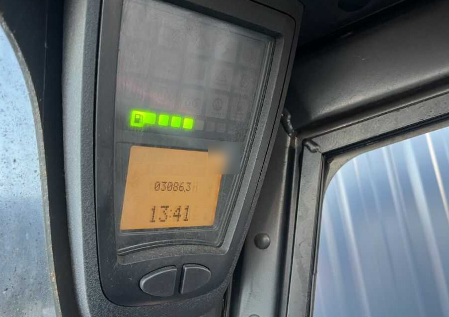 Diesel forklift Linde H25D-01: picture 7