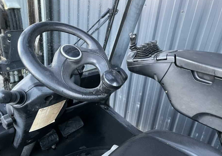 LPG forklift Linde H25T-01: picture 7 LPG forklift Linde H25T-01: picture 7