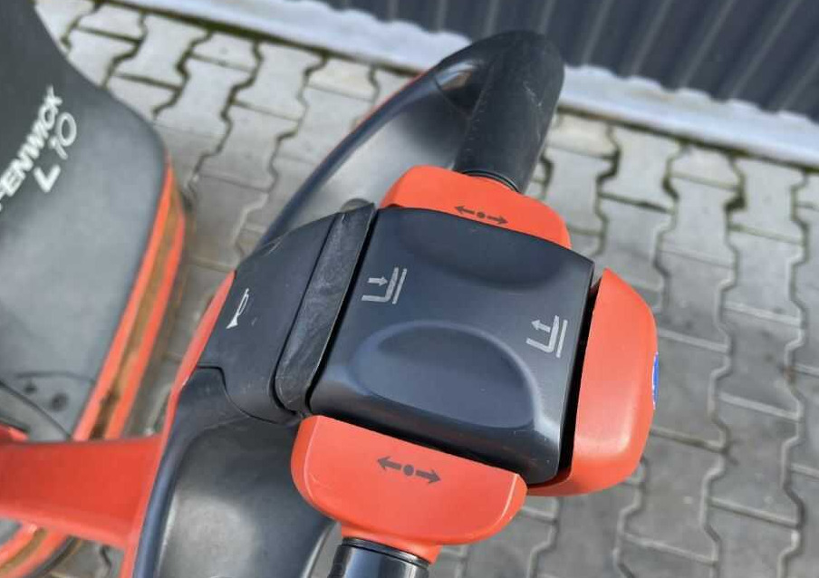 Linde L10B - Stacker: picture 1 Linde L10B - Stacker: picture 1
