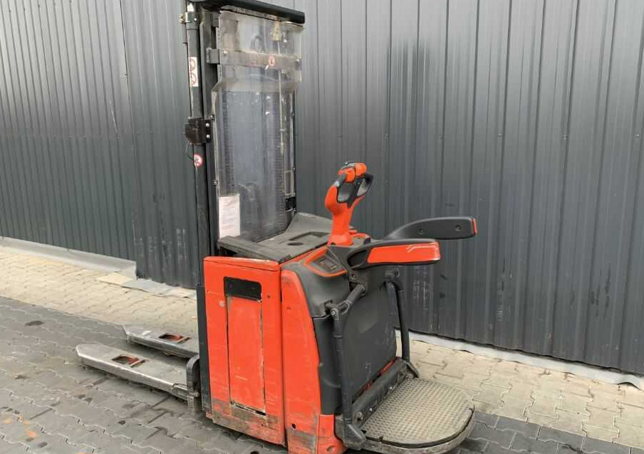 Linde L14AP - Stacker: picture 2 Linde L14AP - Stacker: picture 2