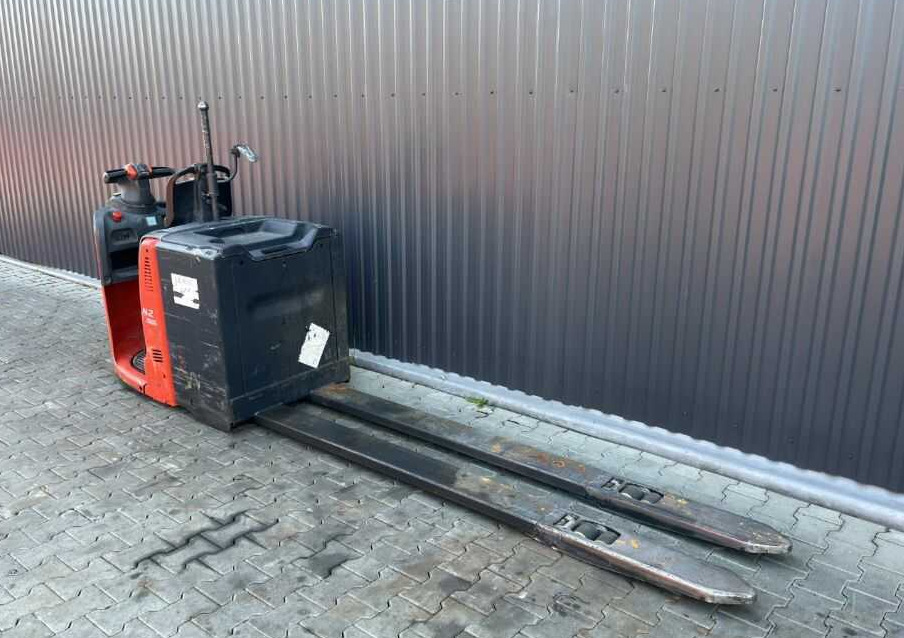 Linde N20 - Order picker: picture 3 Linde N20 - Order picker: picture 3