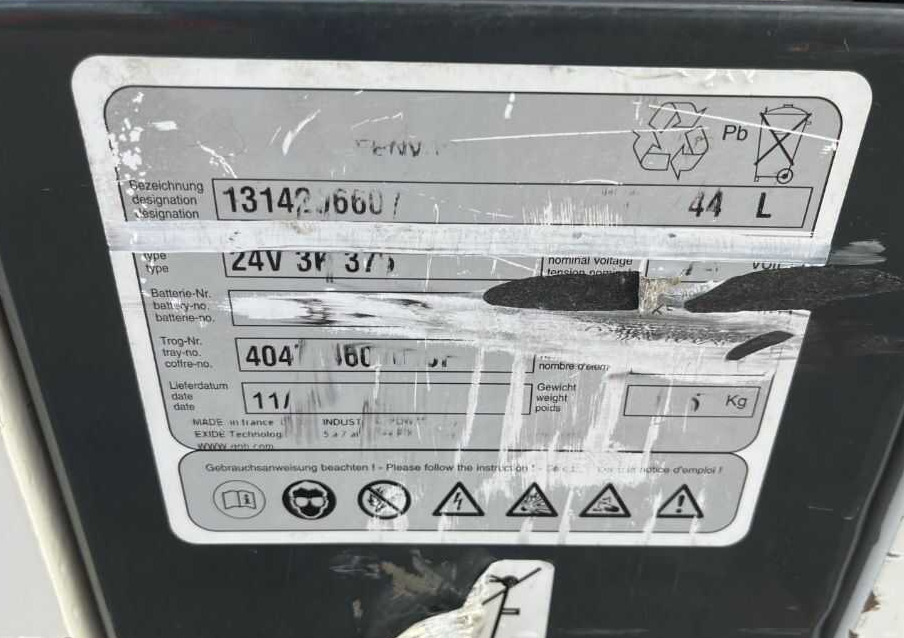 Linde P30 - Tow tractor: picture 2 Linde P30 - Tow tractor: picture 2