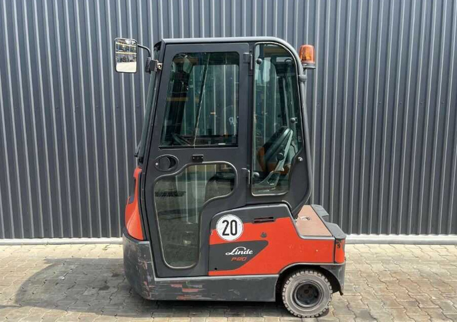 Linde P80 - Tow tractor: picture 2 Linde P80 - Tow tractor: picture 2