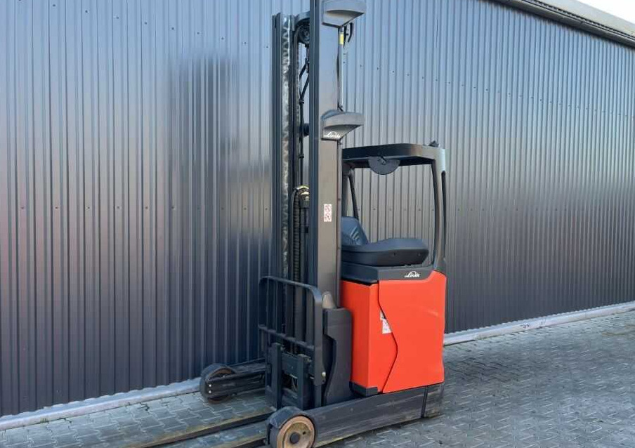 Linde R12B - Reach truck: picture 1 Linde R12B - Reach truck: picture 1