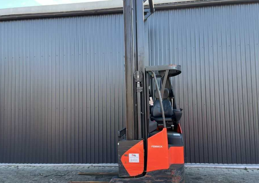 Linde R14X - Reach truck: picture 2 Linde R14X - Reach truck: picture 2