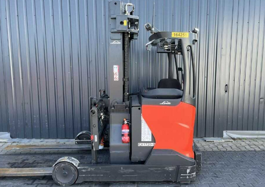 Linde R25 - Reach truck: picture 2 Linde R25 - Reach truck: picture 2