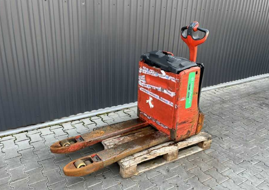 Linde T16 - Pallet truck: picture 1 Linde T16 - Pallet truck: picture 1