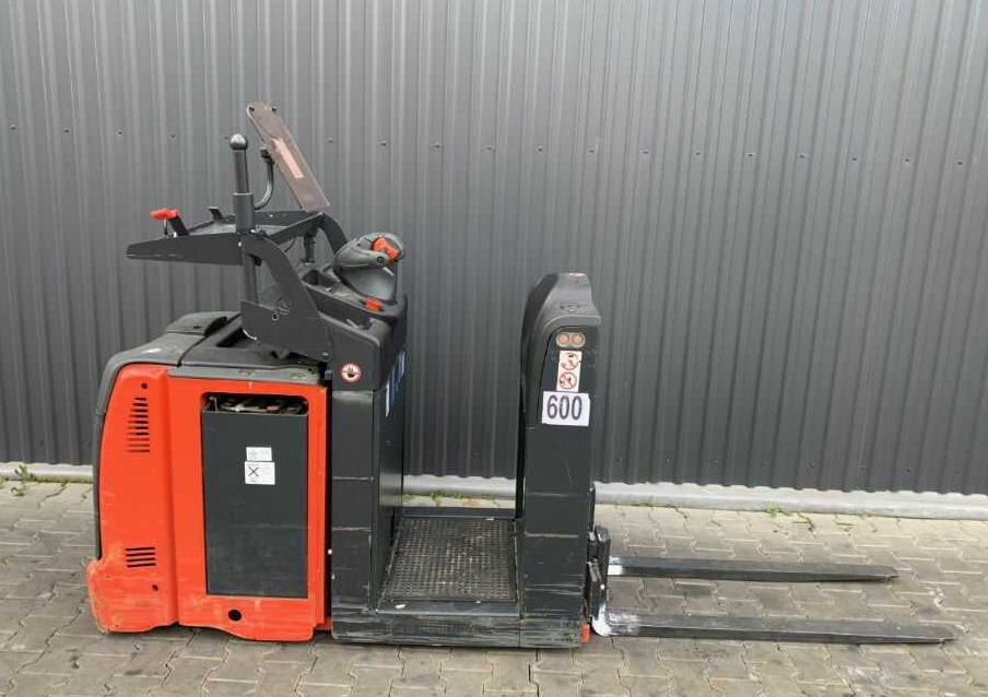 Linde V08 - Order picker: picture 2 Linde V08 - Order picker: picture 2