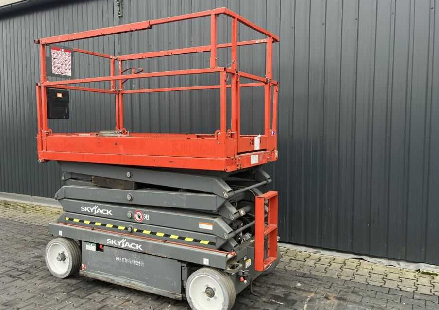 Skyjack SJ III 4626 - Scissor lift: picture 3 Skyjack SJ III 4626 - Scissor lift: picture 3