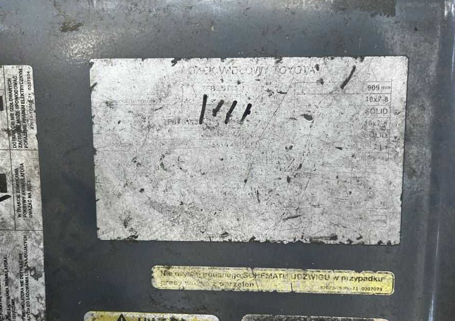 Toyota 7FBEST13 - Electric forklift: picture 4 Toyota 7FBEST13 - Electric forklift: picture 4