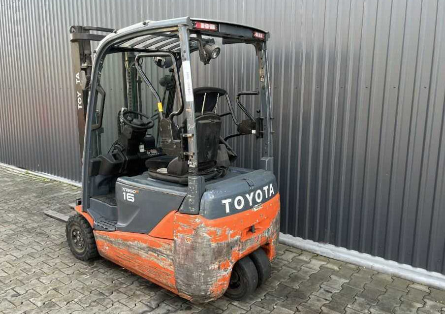 Toyota 8FBE16T - Electric forklift: picture 3 Toyota 8FBE16T - Electric forklift: picture 3