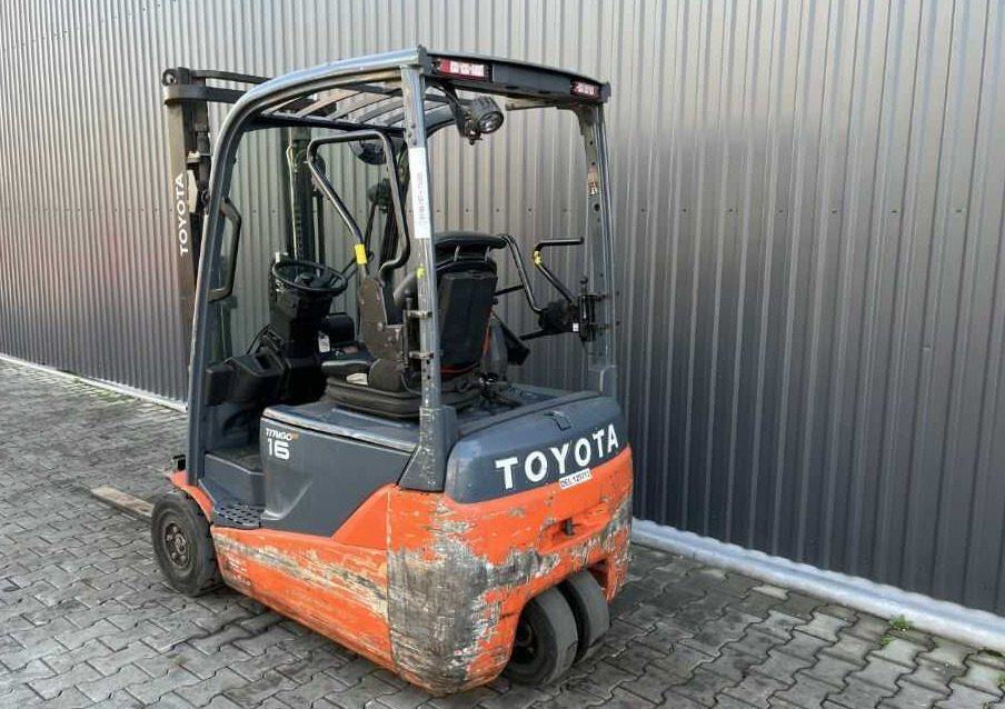 Toyota 8FBE16T - Electric forklift: picture 3 Toyota 8FBE16T - Electric forklift: picture 3