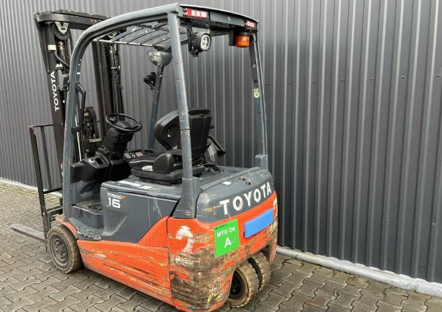 Toyota 8FBE16T - Electric forklift: picture 3 Toyota 8FBE16T - Electric forklift: picture 3