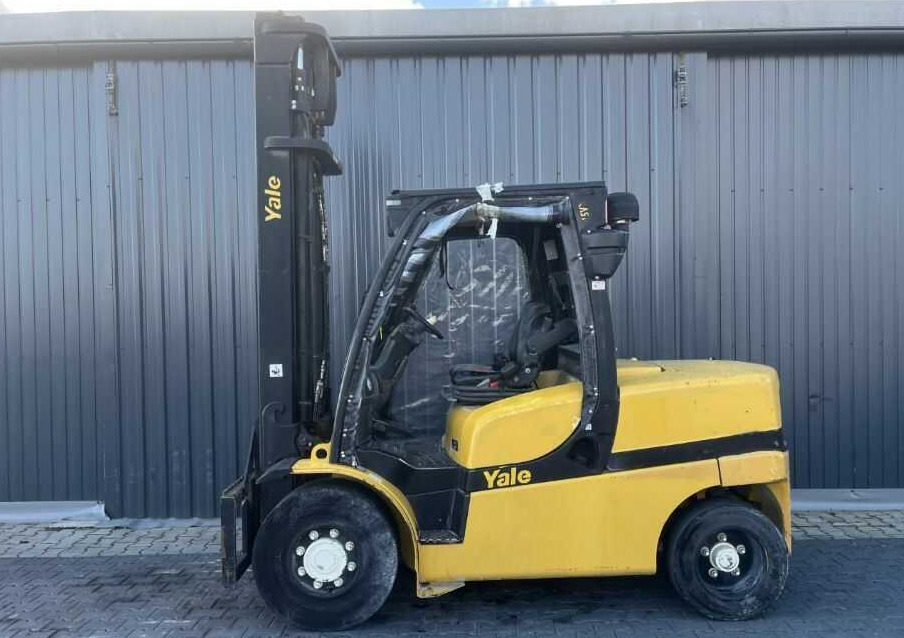 Yale GDP45 - Diesel forklift: picture 2 Yale GDP45 - Diesel forklift: picture 2