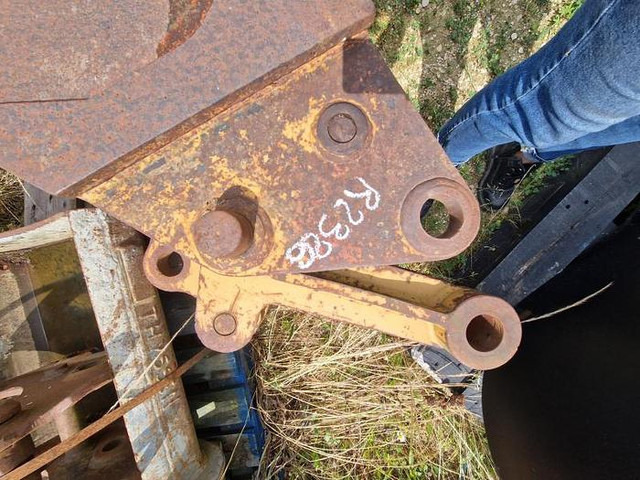 Case 988 - Bucket: picture 3 Case 988 - Bucket: picture 3