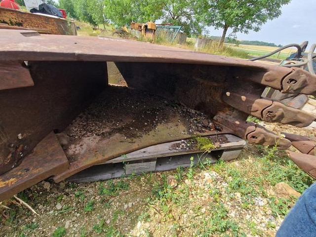 Case 988 - Bucket: picture 4 Case 988 - Bucket: picture 4