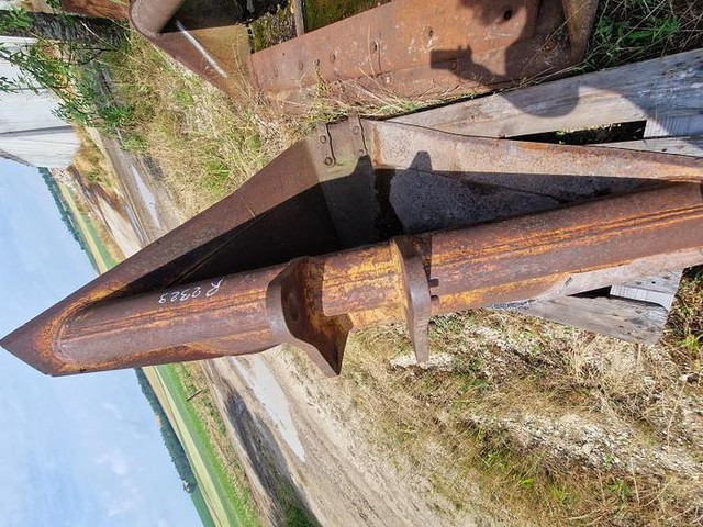 Case 988 - Bucket: picture 2 Case 988 - Bucket: picture 2