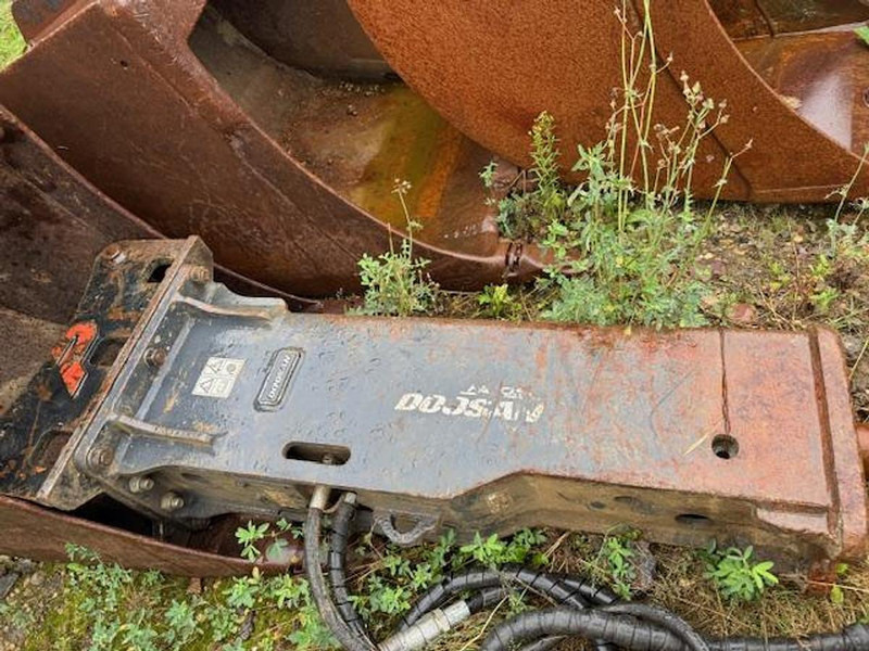 Doosan HB08 - Hydraulic hammer: picture 3 Doosan HB08 - Hydraulic hammer: picture 3