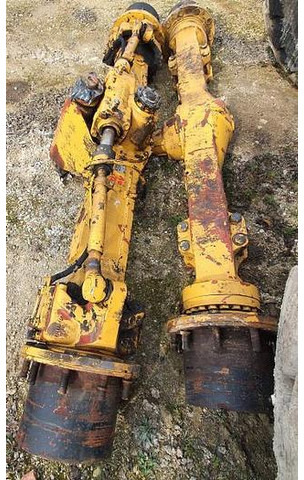 Liebherr 922 - Axle and parts: picture 1 Liebherr 922 - Axle and parts: picture 1