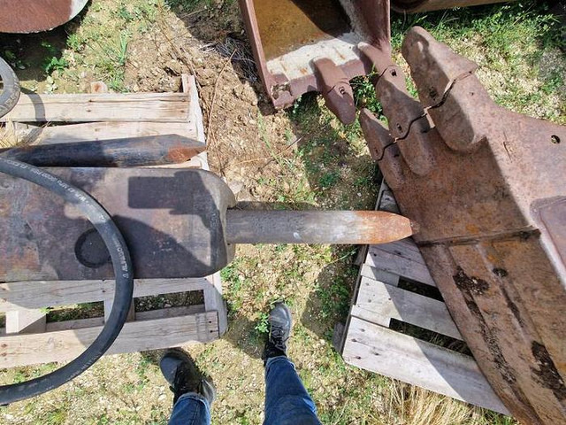 Liebherr 924 - Hydraulic hammer: picture 3 Liebherr 924 - Hydraulic hammer: picture 3