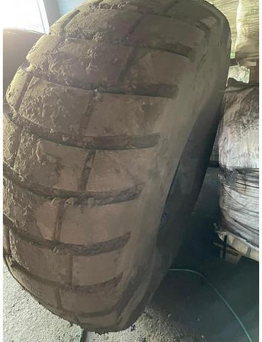 PNEU RECHAPPE - Tire: picture 3 PNEU RECHAPPE - Tire: picture 3