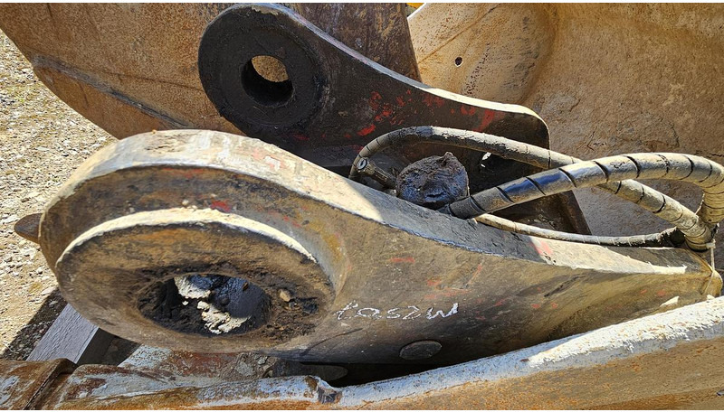 Volvo EW160 - Quick coupler: picture 1 Volvo EW160 - Quick coupler: picture 1