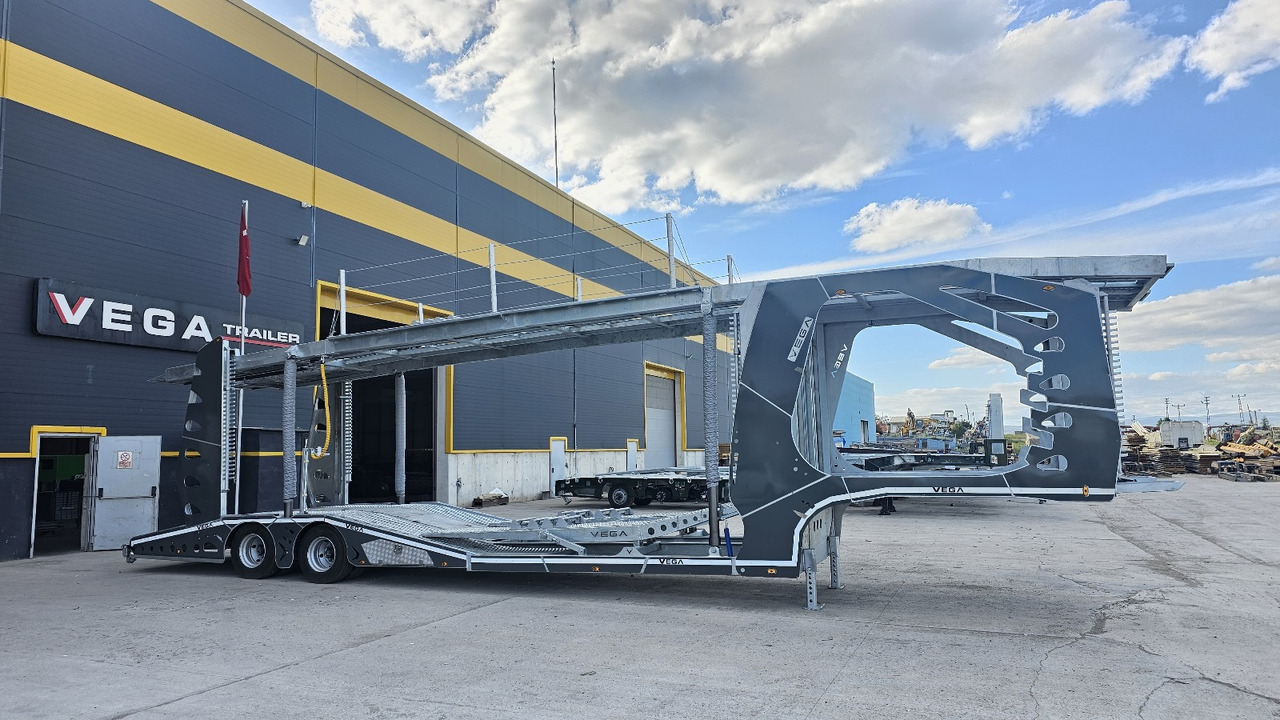 Car Carrier - Autotransporter semi-trailer: picture 1 Car Carrier - Autotransporter semi-trailer: picture 1