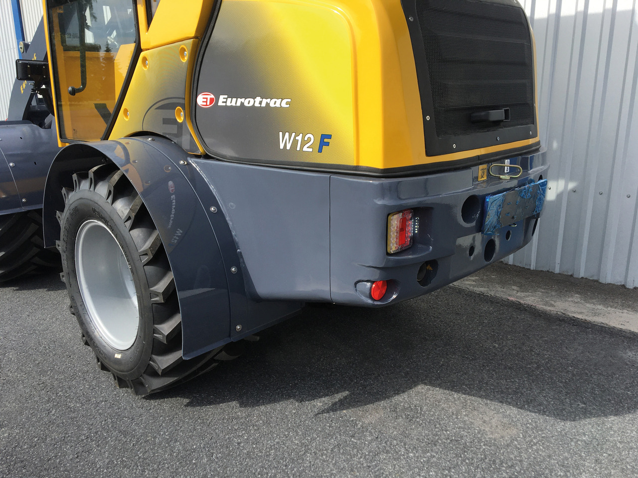 EUROTRAC W12 CMF - Compact loader: picture 5 EUROTRAC W12 CMF - Compact loader: picture 5