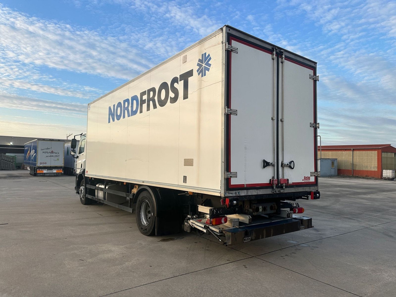 DAF CF 290 * THERMO-KING * BÄR * ACC * SPUR-ASST. - Refrigerator truck: picture 5 DAF CF 290 * THERMO-KING * BÄR * ACC * SPUR-ASST. - Refrigerator truck: picture 5