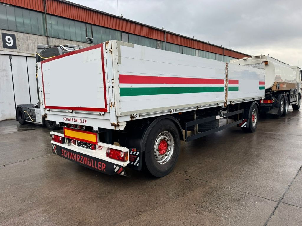 Schwarzmüller PRITSCHE * BAUSTOFF * GUT BEREIFT * 1. HAND * - Dropside/ Flatbed trailer: picture 5 Schwarzmüller PRITSCHE * BAUSTOFF * GUT BEREIFT * 1. HAND * - Dropside/ Flatbed trailer: picture 5