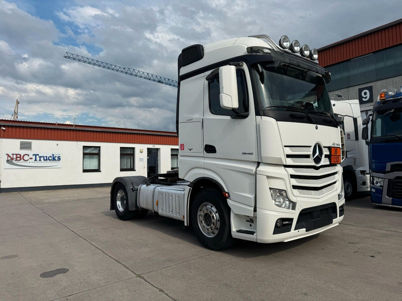 Mercedes-Benz ACTROS 1846 * RETARDER + 2X TANK * ALCOA * KIPPH - Tractor unit: picture 3 Mercedes-Benz ACTROS 1846 * RETARDER + 2X TANK * ALCOA * KIPPH - Tractor unit: picture 3