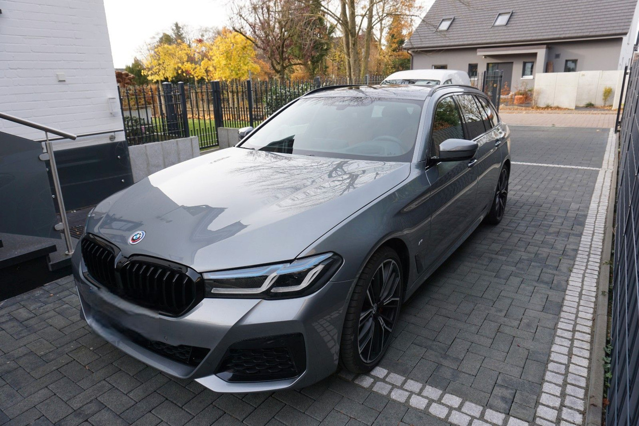 BMW 530 xDrive Touríng - Station wagon: picture 1 BMW 530 xDrive Touríng - Station wagon: picture 1
