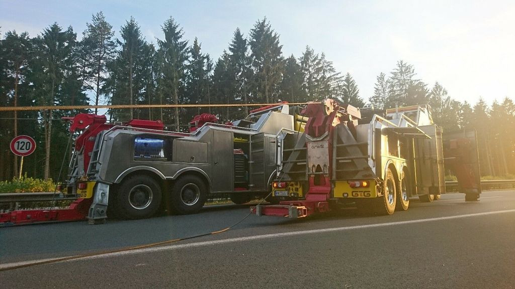 Mercedes-Benz Arocs 4163 8x4 G&G Heavy Wrecker Mercedes-Benz Arocs 4163 8x4 G&G Heavy Wrecker - Tow truck: picture 2 Mercedes-Benz Arocs 4163 8x4 G&G Heavy Wrecker Mercedes-Benz Arocs 4163 8x4 G&G Heavy Wrecker - Tow truck: picture 2