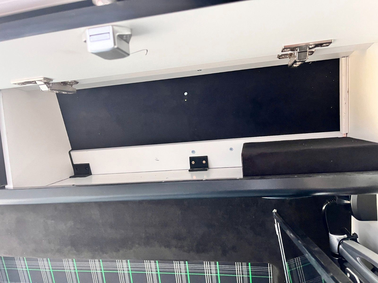 Leasing of  Mercedes-Benz Sprinter 3,5t  Solar / Dusche / WC Mercedes-Benz Sprinter 3,5t  Solar / Dusche / WC: picture 16