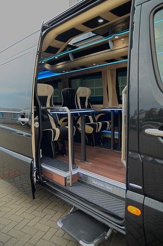 Mercedes-Benz Sprinter 319 VIP 8+1 Mercedes-Benz Sprinter 319 VIP 8+1 - Minibus, Passenger van: picture 5 Mercedes-Benz Sprinter 319 VIP 8+1 Mercedes-Benz Sprinter 319 VIP 8+1 - Minibus, Passenger van: picture 5