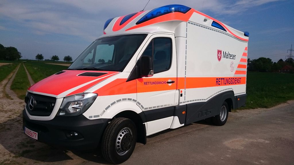 Mercedes-Benz Tigis Mod 2016 wie neu Mercedes-Benz Tigis Mod 2016 wie neu - Ambulance: picture 3 Mercedes-Benz Tigis Mod 2016 wie neu Mercedes-Benz Tigis Mod 2016 wie neu - Ambulance: picture 3