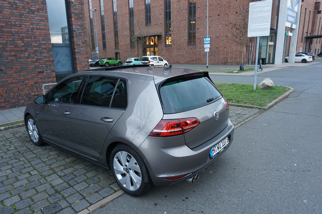 Volkswagen Golf 2.0 TDI DSG BMT GTD - Sedan: picture 2 Volkswagen Golf 2.0 TDI DSG BMT GTD - Sedan: picture 2