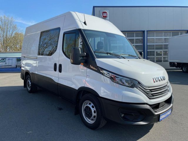 Iveco Daily 35S16A8 CRV MY22 Euro6 Klima AHK Navi ZV - Panel van: picture 2 Iveco Daily 35S16A8 CRV MY22 Euro6 Klima AHK Navi ZV - Panel van: picture 2