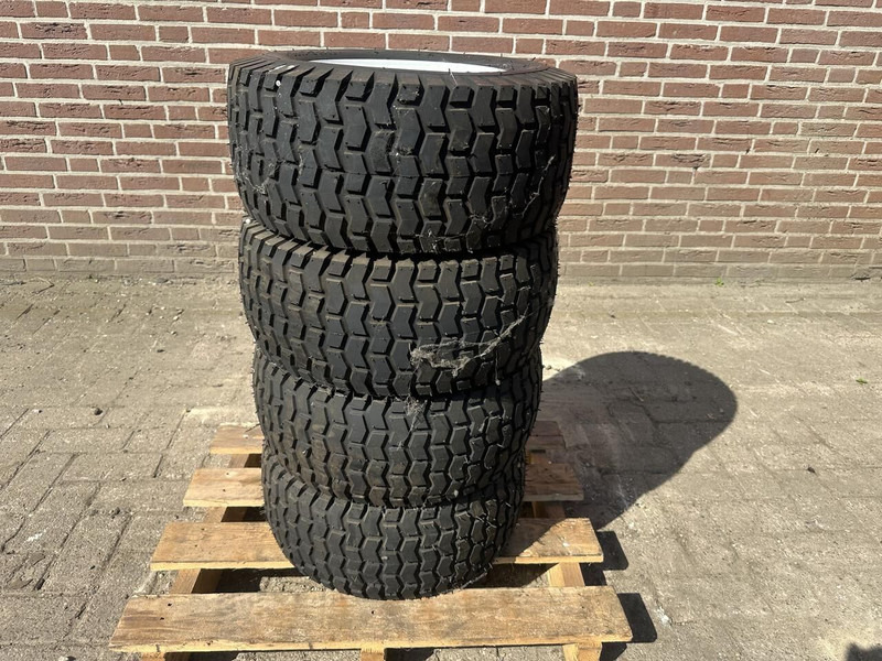 20/8.00/10 - Wheels and tires: picture 2 20/8.00/10 - Wheels and tires: picture 2